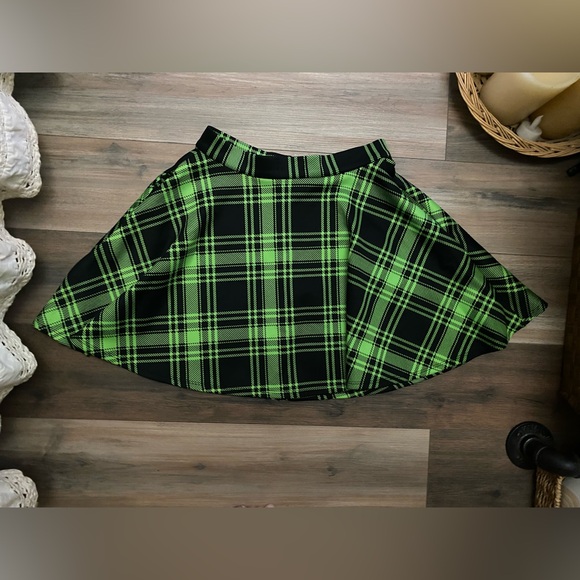 Hot topic skirt - Picture 10 of 13